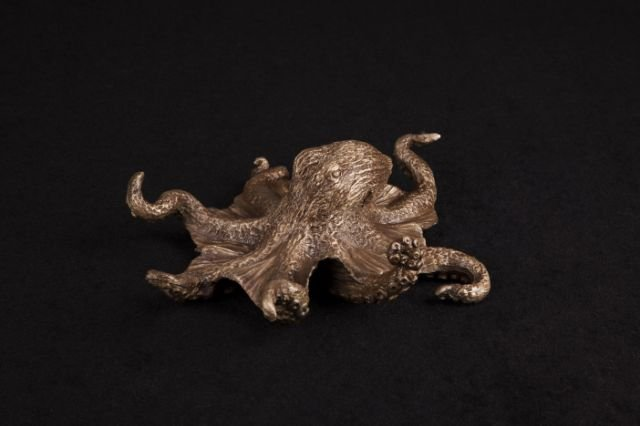 Desktop Octopus-sculpture