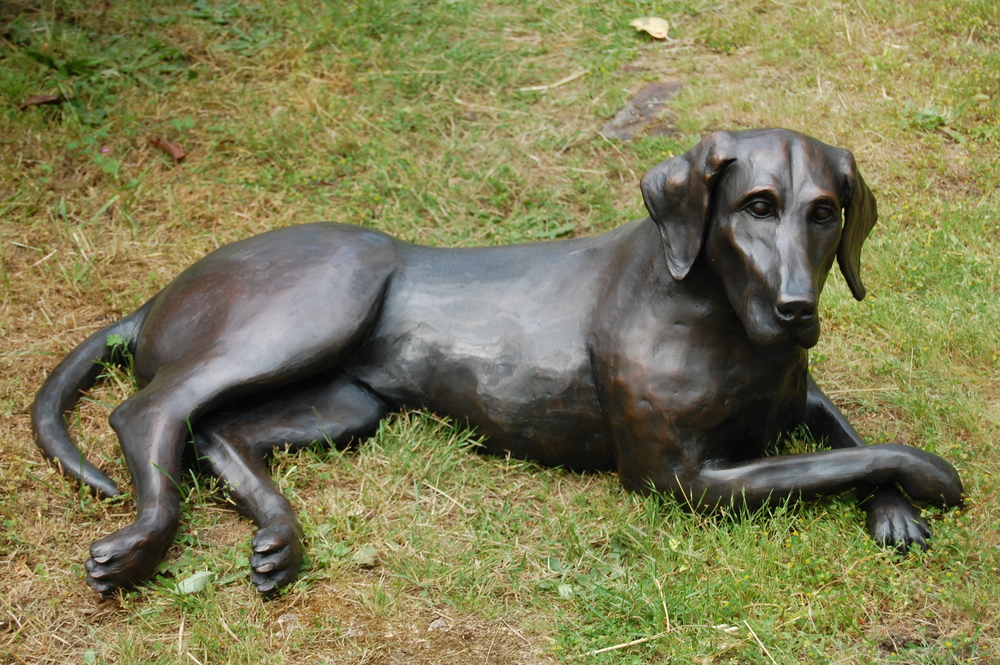 Chocolate Lab-sculpture