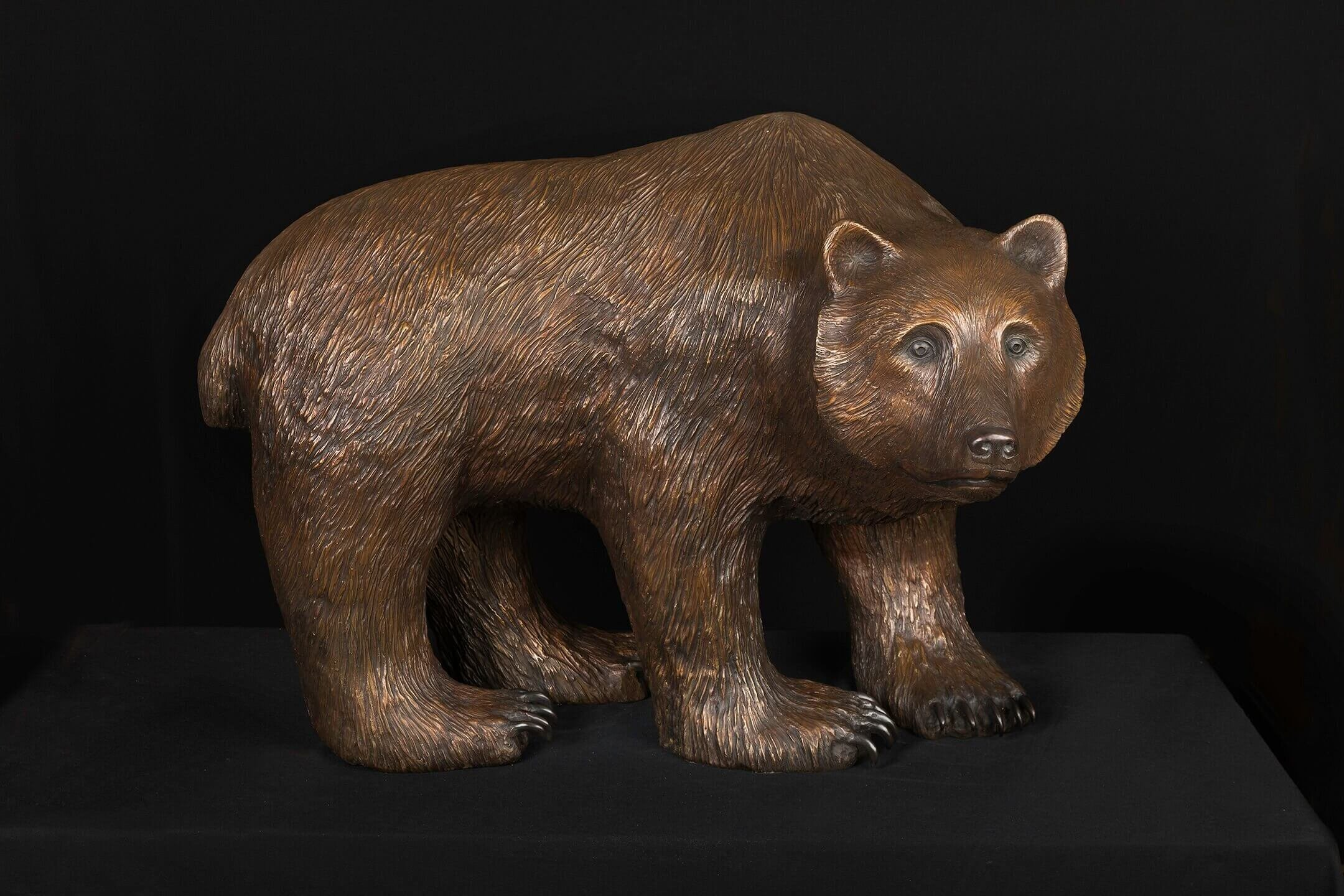 Grizzly Cub-sculpture