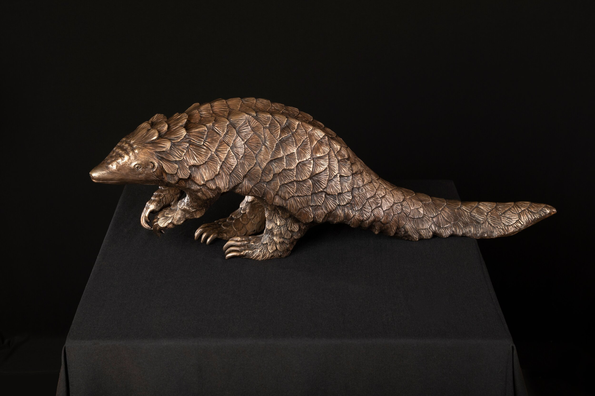 Pangolin-sculpture